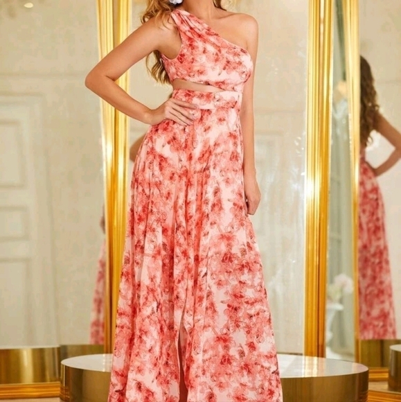 CORAL PINK , FLORAL,  CUT OUT, SLIT, SLEEVELESS MAXI GOWN - Picture 3 of 12